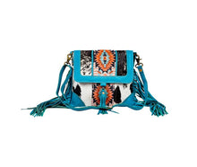 Load image into Gallery viewer, Tonga Ridge Canvas &amp; Hairon Bag in Blue
