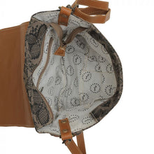 Load image into Gallery viewer, EXCELLENCE SHOULDER BAG
